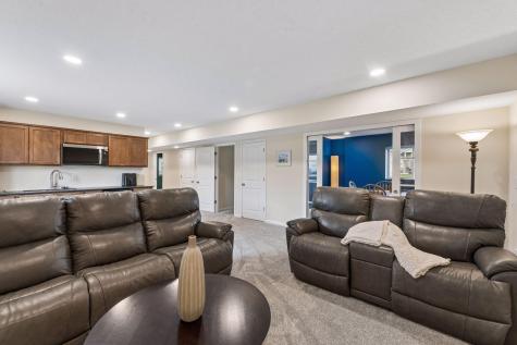 1192 Farmers Lane Belle Plaine MN 56011
