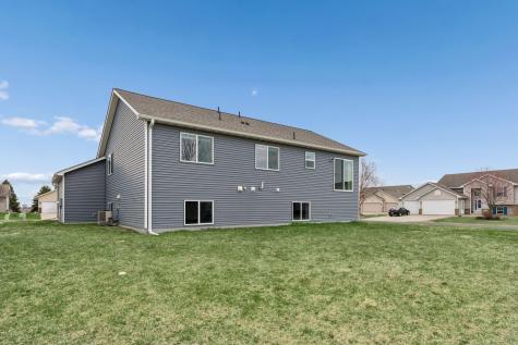1192 Farmers Lane Belle Plaine MN 56011