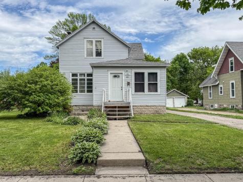 409 9th Street SW Willmar MN 56201