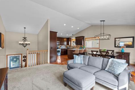 7018 Eagle Trail Centerville MN 55038