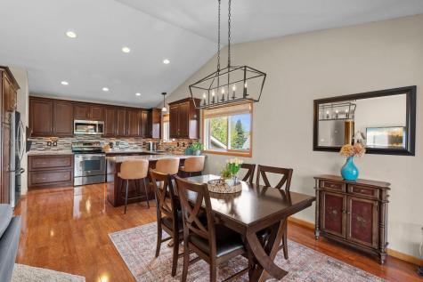 7018 Eagle Trail Centerville MN 55038