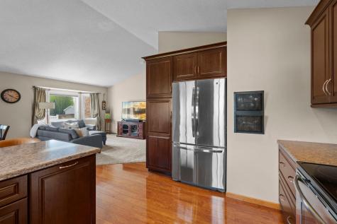 7018 Eagle Trail Centerville MN 55038