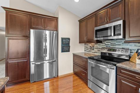 7018 Eagle Trail Centerville MN 55038