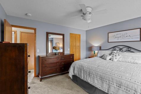 7018 Eagle Trail Centerville MN 55038