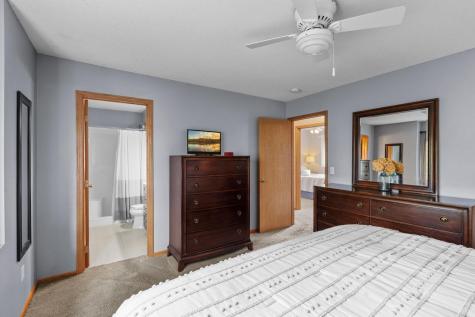 7018 Eagle Trail Centerville MN 55038