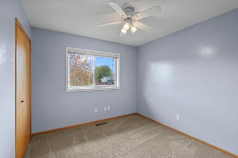 7018 Eagle Trail Centerville MN 55038