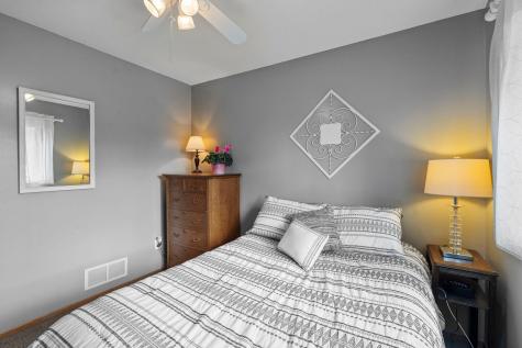 7018 Eagle Trail Centerville MN 55038