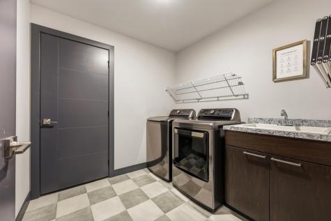 4802 Foxtail Lane S Fargo ND 58104
