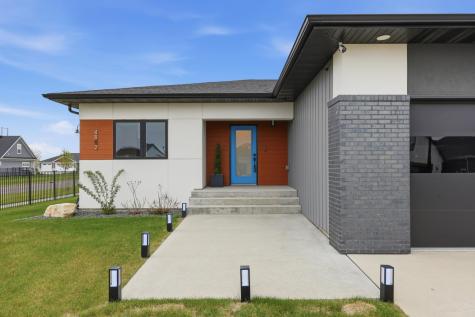 4802 Foxtail Lane S Fargo ND 58104