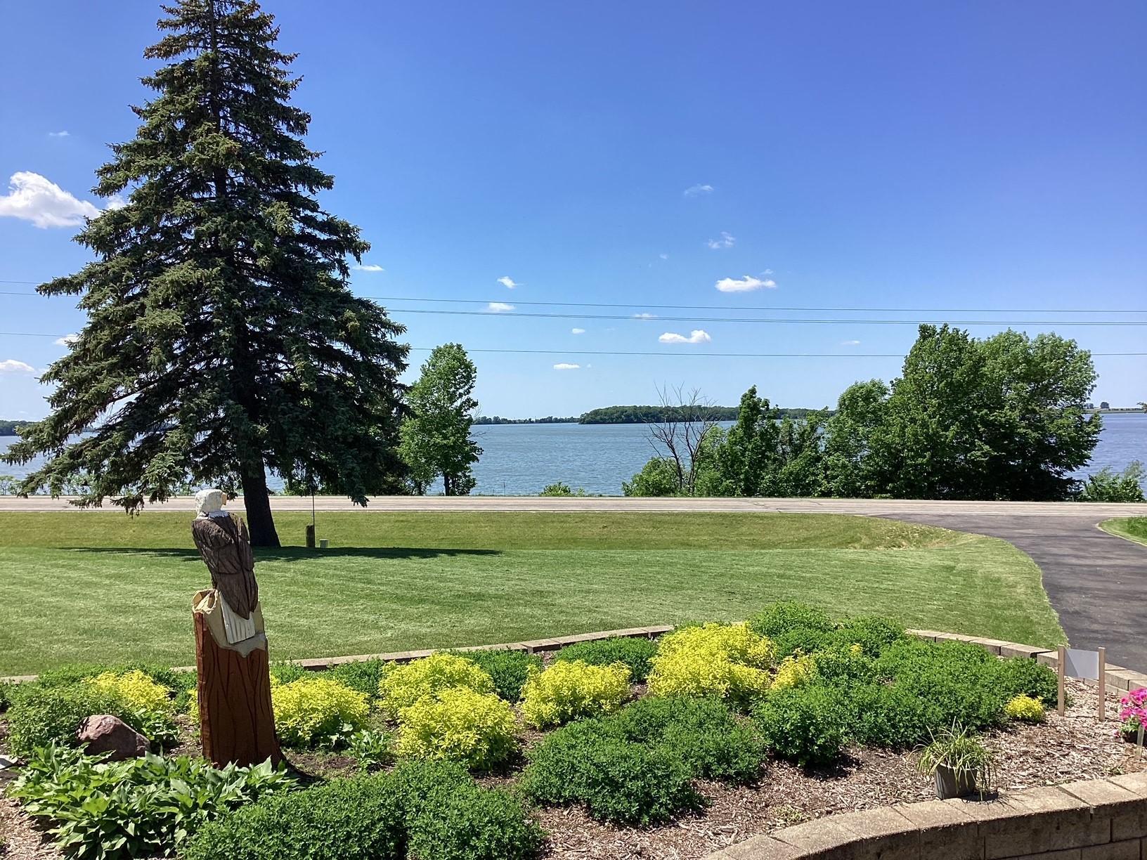 65672 275th Street Alden MN 56009