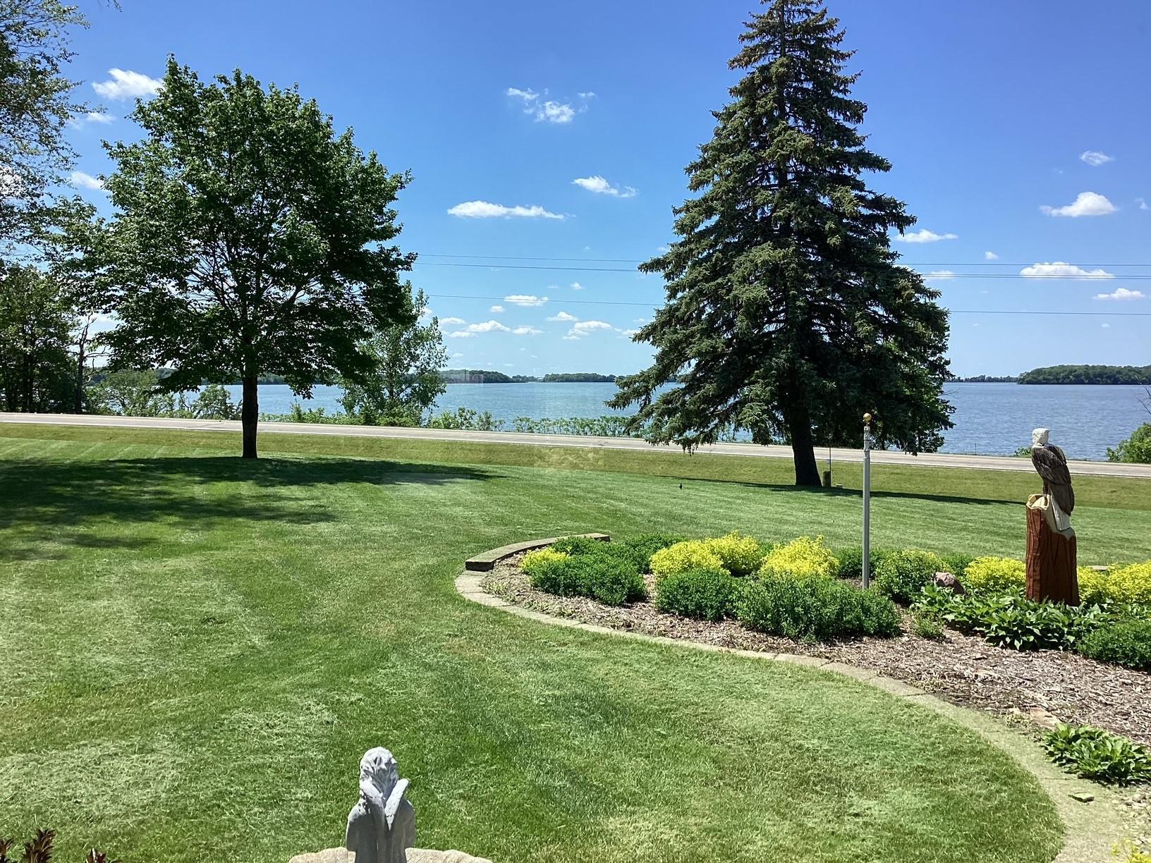 65672 275th Street Alden MN 56009