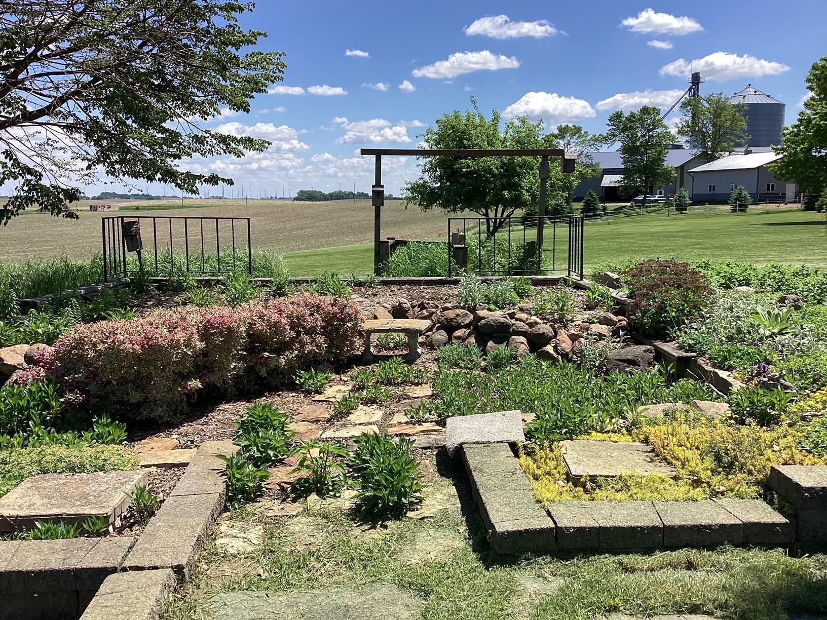 65672 275th Street Alden MN 56009