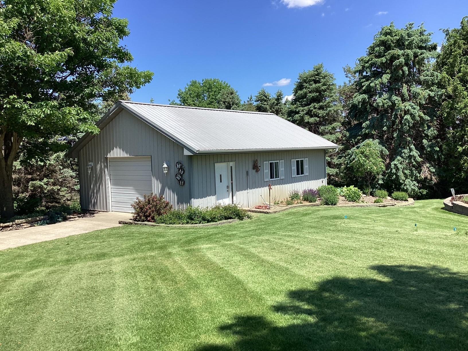 65672 275th Street Alden MN 56009