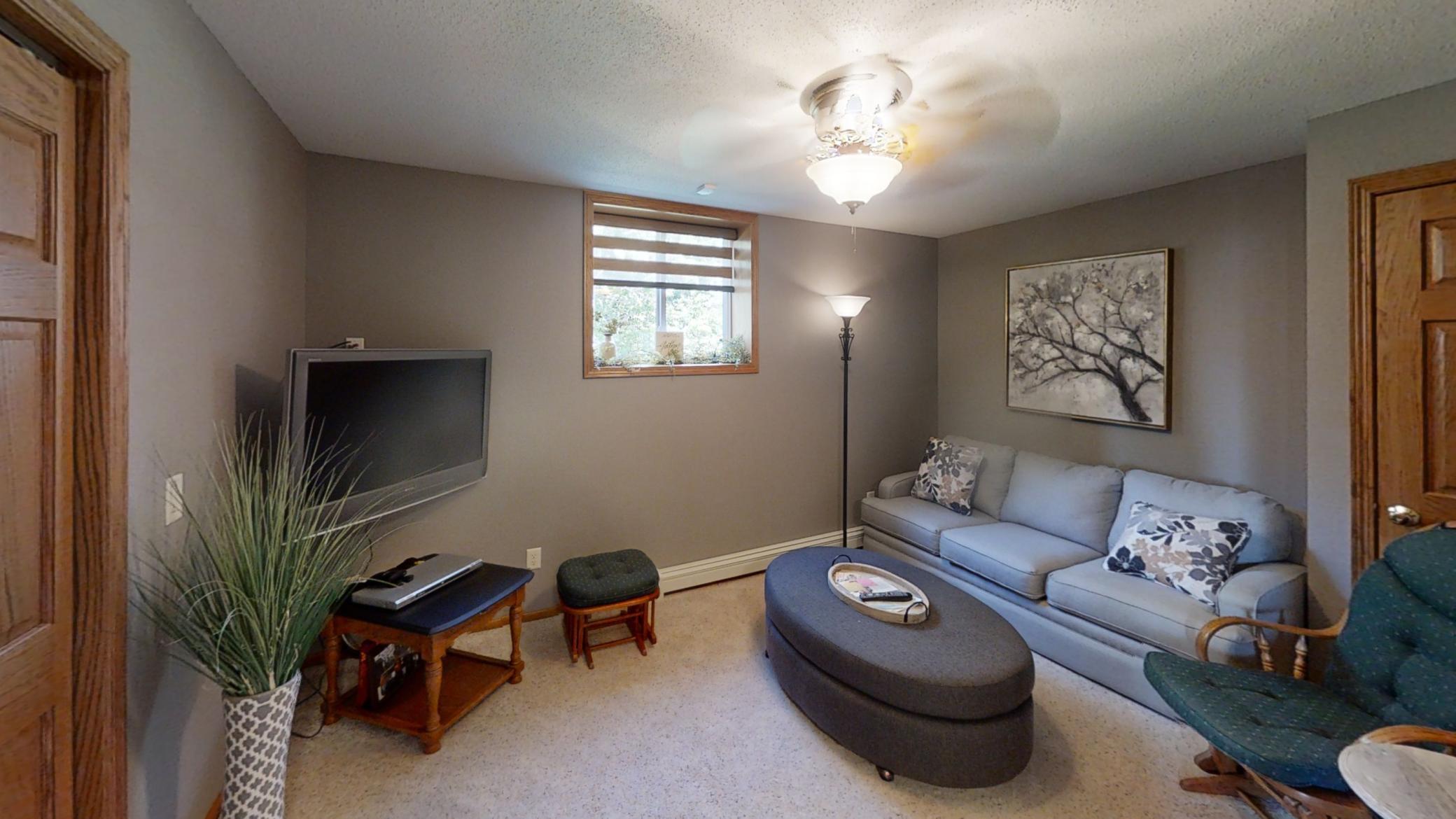 65672 275th Street Alden MN 56009