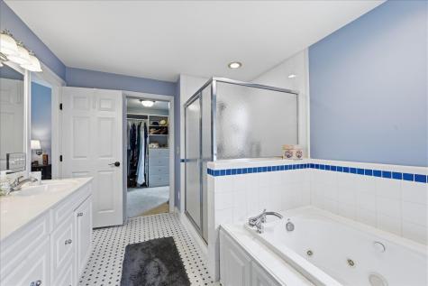 356 69th Street N Mahtomedi MN 55115