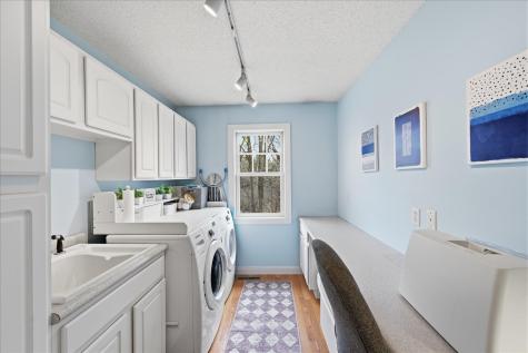 356 69th Street N Mahtomedi MN 55115