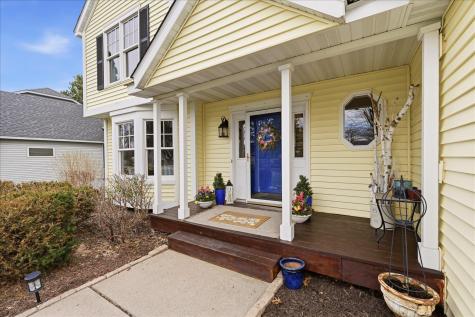356 69th Street N Mahtomedi MN 55115
