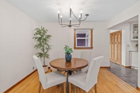 6876 11th Street N Oakdale MN 55128