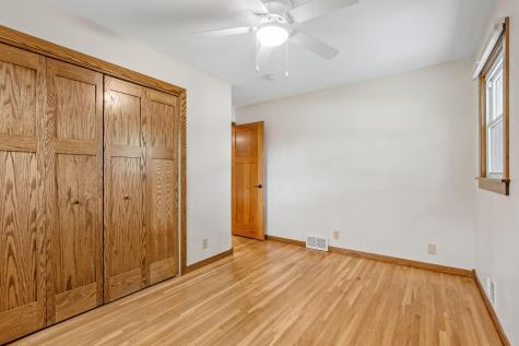 6876 11th Street N Oakdale MN 55128