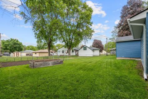 6876 11th Street N Oakdale MN 55128