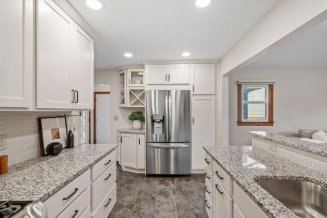6876 11th Street N Oakdale MN 55128