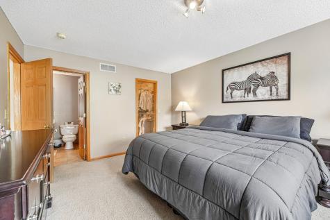 8996 Sawgrass Glen Maple Grove MN 55311
