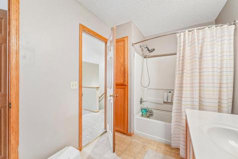 8996 Sawgrass Glen Maple Grove MN 55311
