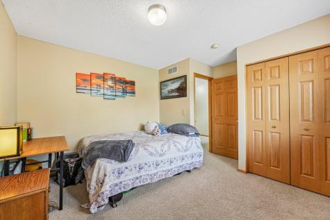 8996 Sawgrass Glen Maple Grove MN 55311