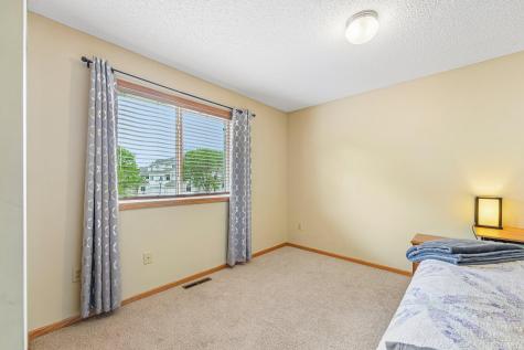 8996 Sawgrass Glen Maple Grove MN 55311