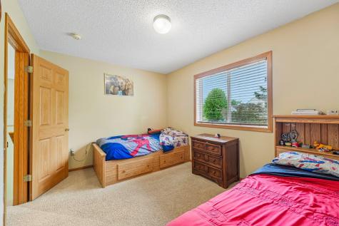 8996 Sawgrass Glen Maple Grove MN 55311