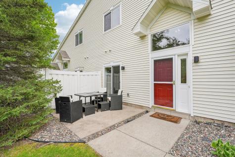 8996 Sawgrass Glen Maple Grove MN 55311