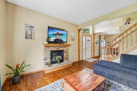 8996 Sawgrass Glen Maple Grove MN 55311