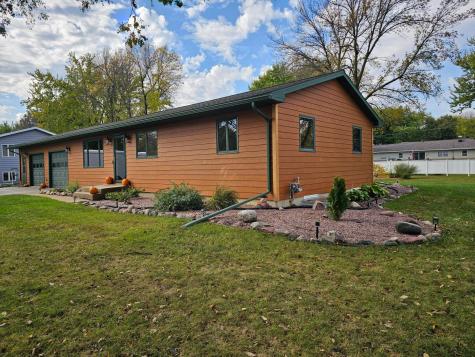804 6th Avenue SE Pipestone MN 56164