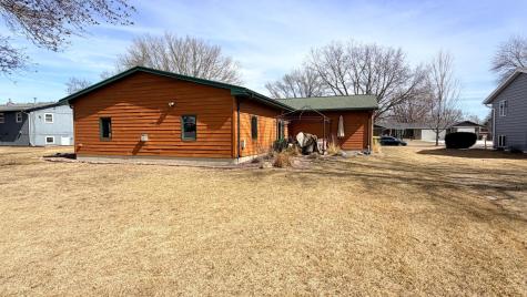 804 6th Avenue SE Pipestone MN 56164