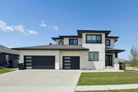 2402 N Pond Drive E West Fargo ND 58078