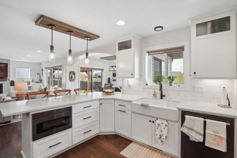 2402 N Pond Drive E West Fargo ND 58078