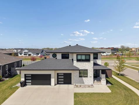 2402 N Pond Drive E West Fargo ND 58078
