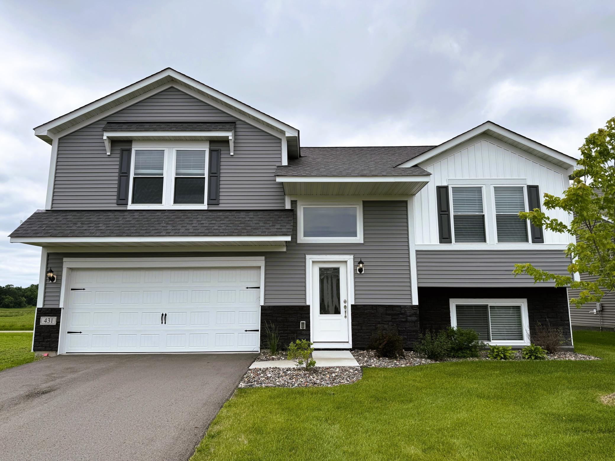 431 Valley Drive W Annandale MN 55302