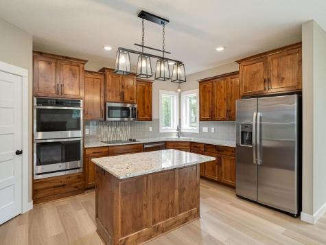 L5 B2 238th Avenue NW Zimmerman MN 55398