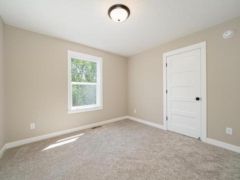 L5 B2 238th Avenue NW Zimmerman MN 55398