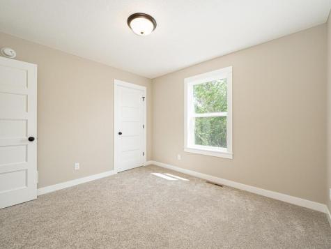 L5 B2 238th Avenue NW Zimmerman MN 55398