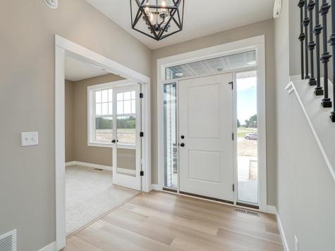 L5 B2 238th Avenue NW Zimmerman MN 55398