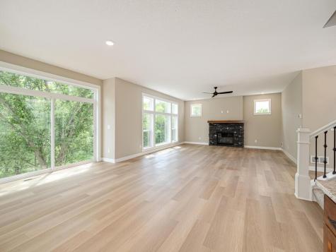 L5 B2 238th Avenue NW Zimmerman MN 55398