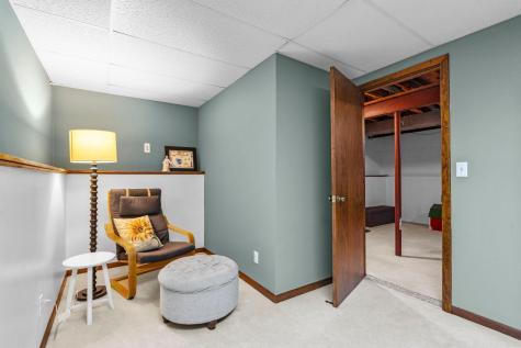 942 Hopewell Lane Apple Valley MN 55124