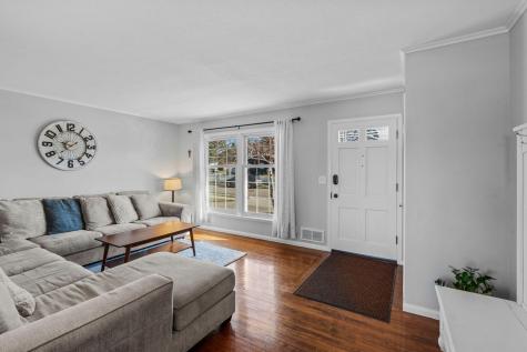 942 Hopewell Lane Apple Valley MN 55124