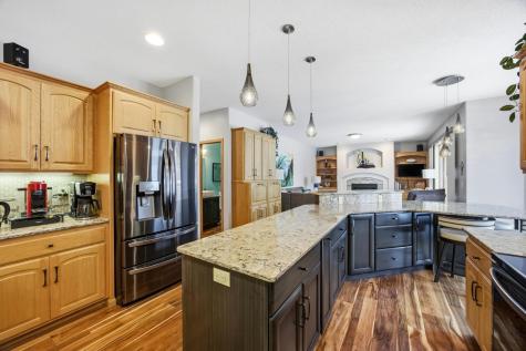 2518 Parkview Drive S Fargo ND 58103