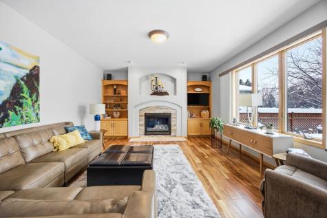 2518 Parkview Drive S Fargo ND 58103
