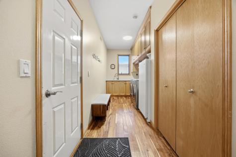 2518 Parkview Drive S Fargo ND 58103