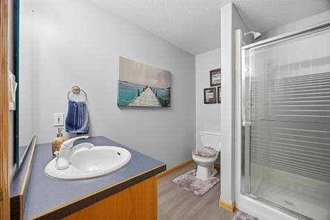 2518 Parkview Drive S Fargo ND 58103