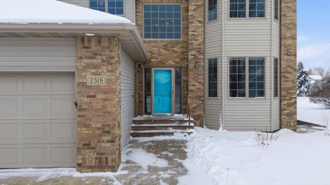 2518 Parkview Drive S Fargo ND 58103